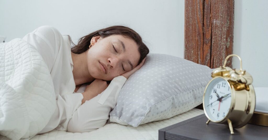 How to Fall Asleep Fast Tonight and Know When to Get Help