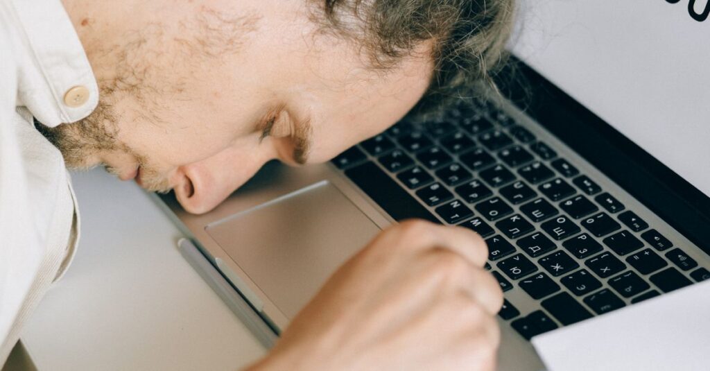 Sleep Deprivation Symptoms and What to Do About Them