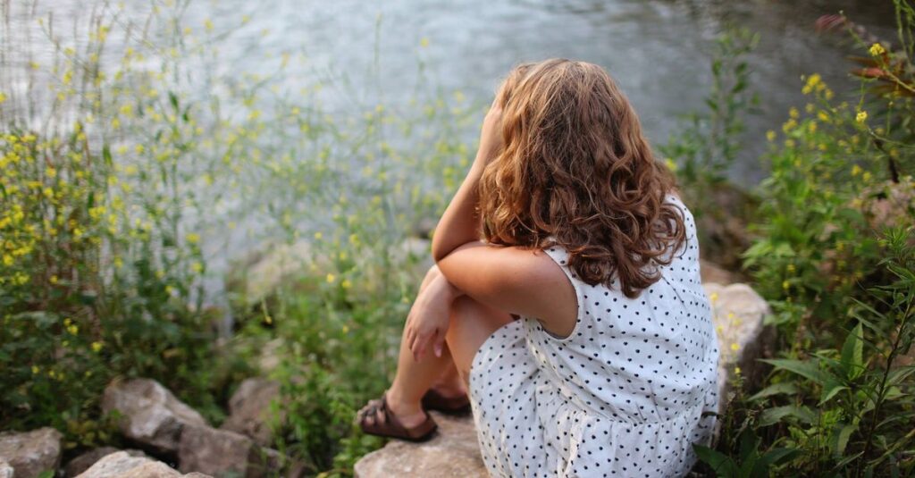 How to Deal With Loneliness and Build Real Connection