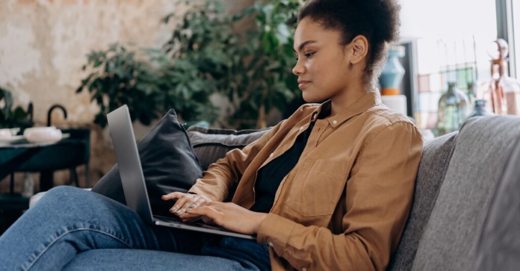 Online Therapy Guide to How It Works and Choosing Care