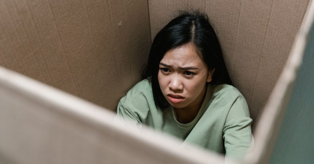 Fear of Abandonment, What It Can Feel Like and How to Cope
